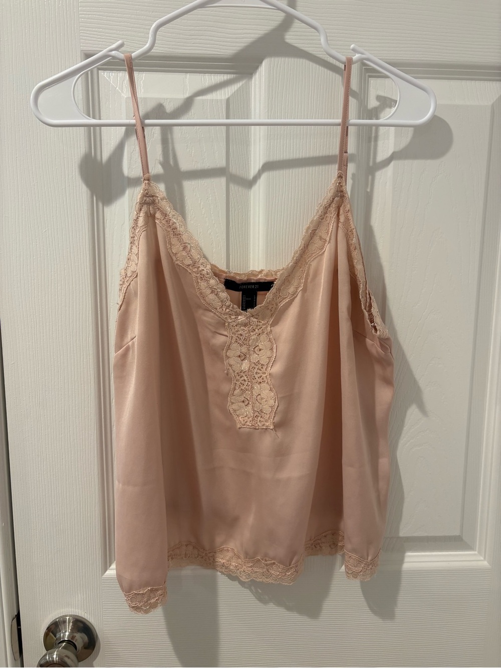 Forever 21 Lace Trim Satin Cami in Blush Pink